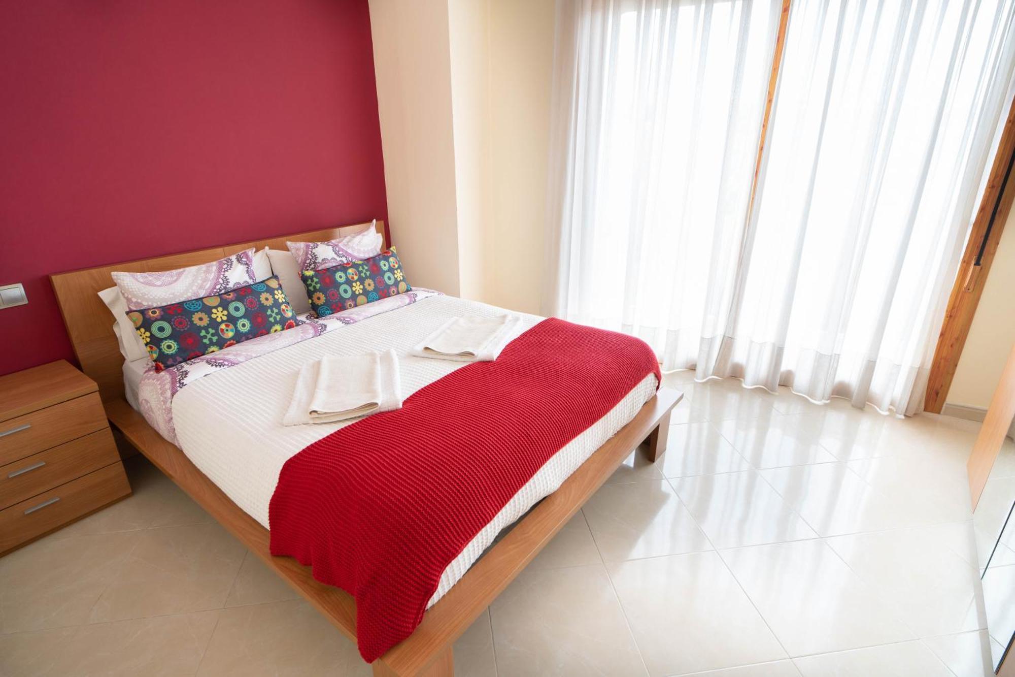 Enoturismo Celler Pinol Apartment Batea Bagian luar foto